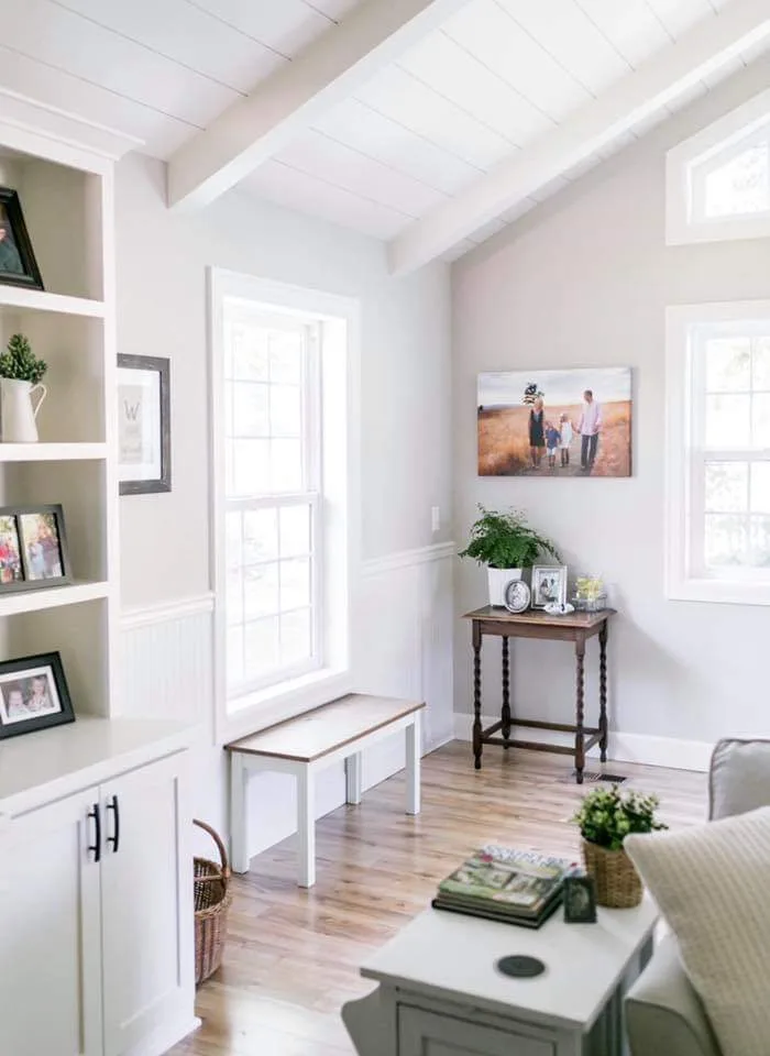 Living room renovation with new finishes